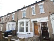2 bedroom house for rent in South Road, Edmonton, N9