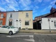 2 bedroom house for rent in Talbot Road, Northampton,...