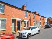 2 bedroom house for rent in Washington Street...