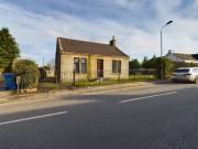 2 bedroom house for sale, 19 Lawhill Road, Carluke,...
