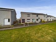 2 bedroom house for sale, 19 Warrenfield Crescent,...