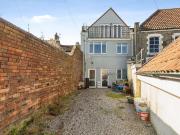 2 bedroom house for sale