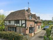 2 Bedroom House For Sale In Ashford, Kent