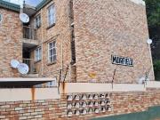 2 Bedroom House For Sale in Navalsig