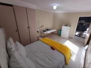 2 Bedroom House For Sale in South Hills