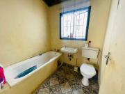 2 Bedroom House For Sale in Vosloorus