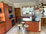 2 Bedroom House For Sale in Waterval East