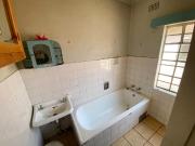 2 Bedroom House For Sale in Westdene