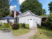 2 Bedroom House Fort Erie ON 100600577