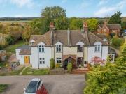 2 Bedroom House Hatfield Hertfordshire 98386740