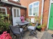 2 Bedroom House Hereford Herefordshire 92693431