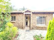 2 Bedroom House in Andeon AH