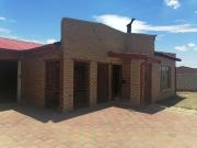 2 Bedroom House in Bloemfontein
