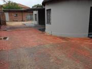 2 Bedroom House in Bo Dorp