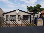 2 Bedroom House in Chiawelo