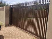 2 Bedroom House in Crystal Park