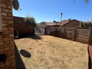 2 Bedroom House in Dorandia