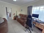 2 Bedroom House in Eldoraigne