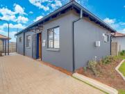 2 Bedroom House in Fleurhof