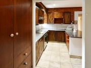 2 Bedroom House in Glen Marais