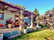 2 Bedroom House in Kensington