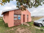 2 Bedroom House in Kwadwesi