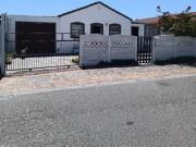 2 Bedroom House in Mitchells Plain