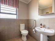 2 Bedroom House in Montana Tuine