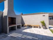 2 Bedroom House in Newton Park