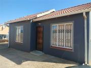 2 Bedroom House in Protea Glen 2 Bedroom House in Protea Glen