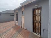 2 Bedroom House in Protea Glen