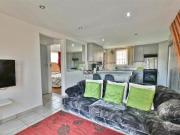 2 Bedroom House in Radiokop