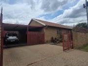 2 Bedroom House in Reyno Ridge