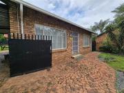 2 Bedroom House in Suiderberg
