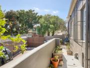 2 Bedroom House in Vredehoek