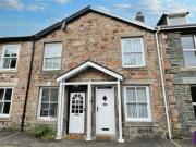 2 Bedroom House Keswick Cumbria 90149257