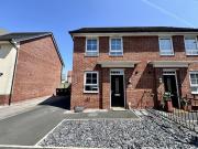 2 Bedroom House Lancs Lancashire 96126848