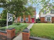 2 Bedroom House Leigh Wigan 95423668