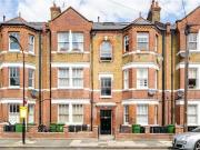 2 Bedroom House London England 96313624