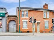 2 Bedroom House Nottingham Nottinghamshire 90897473
