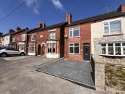 2 Bedroom House Overseal Overseal 93926002