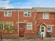 2 Bedroom House Ryde Isle Of Wight LS96938785