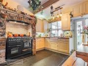 2 Bedroom House Saddleworth Oldham 91295815