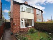 2 Bedroom House Semi Detached To Let