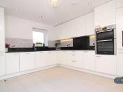 2 bedroom house share for rent in Lower Earley Reading RG6