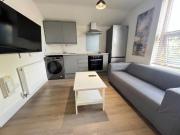 2 bedroom house share to rent