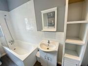 2 bedroom house share to rent