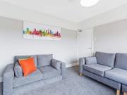 2 bedroom house share to rent