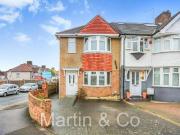 2 Bedroom House Sutton Greater London 98545671