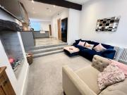 2 bedroom House To Let